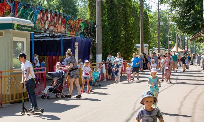 Аттракционы центрального парка Тулы проверили на безопасность