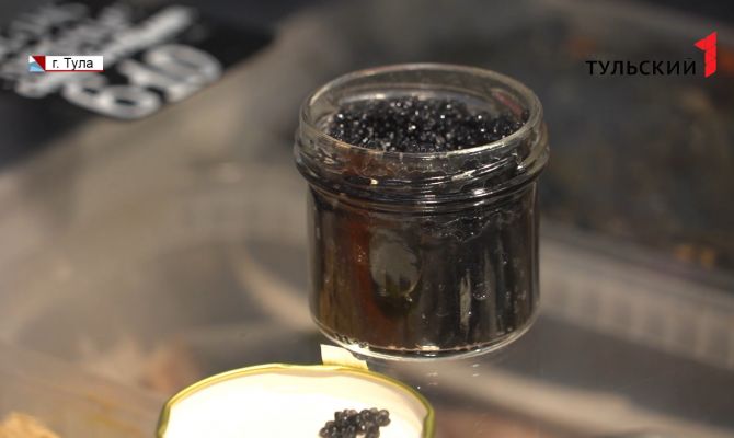 В Туле под видом икры палтуса продают подкрашенное желе неизвестного происхождения