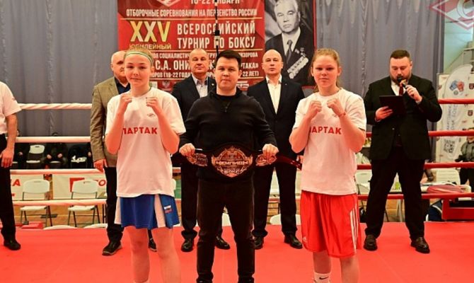 Тулячка взяла "серебро" на Всероссийском турнире по боксу