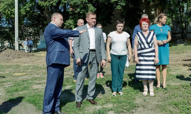 Алексей Дюмин с рабочим визитом посетил Чернский район