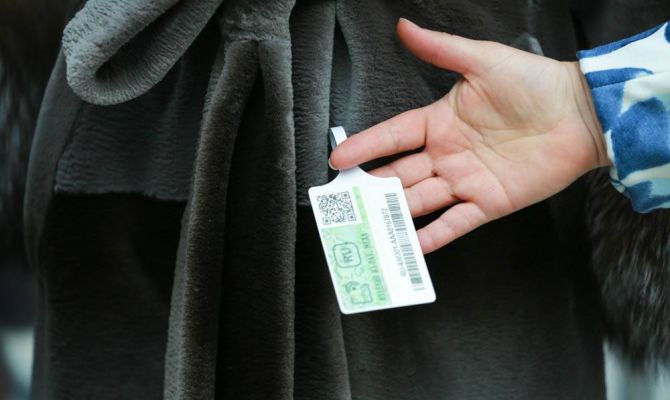 В России к 2024 году введут обязательную маркировку всех товаров