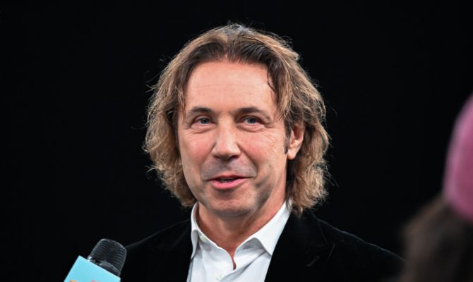 Александр Мостовой и Дмитрий Сычев сыграют в футбол в Туле