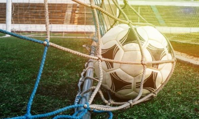 «Арсенал» и «Ахмат» встретятся на футбольном поле