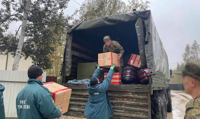 Щекинские спасатели отправили теплые вещи и обогреватели в зону СВО