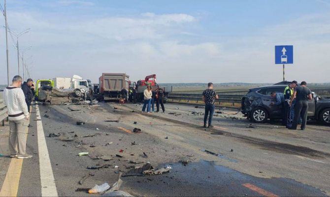 Названа возможная причина массового ДТП с 3 погибшими на границе Тульской области