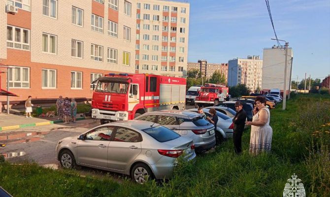Из горящего дома в Туле спасли 15 человек