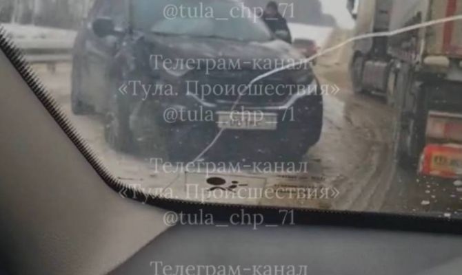 На автодороге М-2 в сторону Тулы столкнулись 15 машин