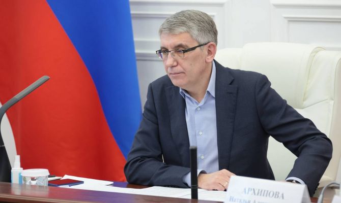 Дмитрий Миляев: "Если на подходе к соцучреждениям можно голову свернуть, то это не норма"