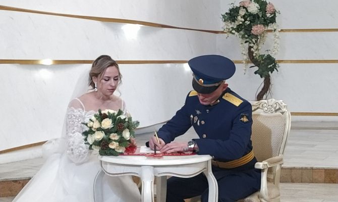 Сотрудники ЗАГСа рассказали о самых популярных датах регистрации в этом году  