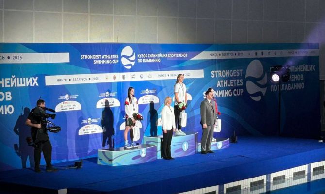 Тулячка принимает участие в международном турнире по плаванию