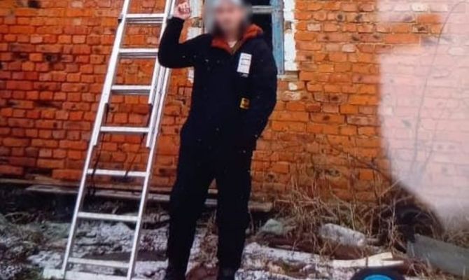 Житель Узловой вырастил у себя во дворе плантацию конопли