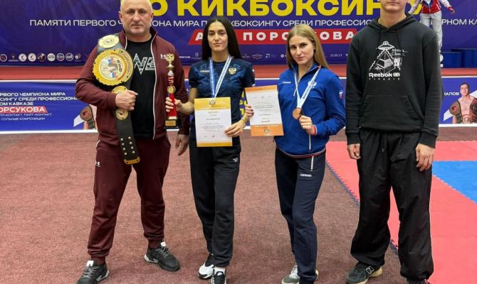 Тулячки стали лучшими на Чемпионате России по кикбоксингу