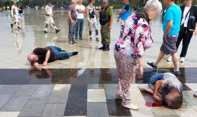 В парке "Патриот" молния ударила в трех человек: физик объяснил, чего нельзя делать в грозу