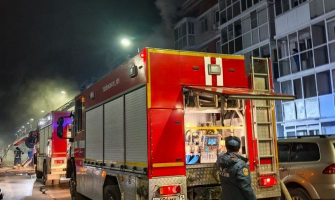 На пожаре в поселке Петровский пострадала 31-летняя женщина