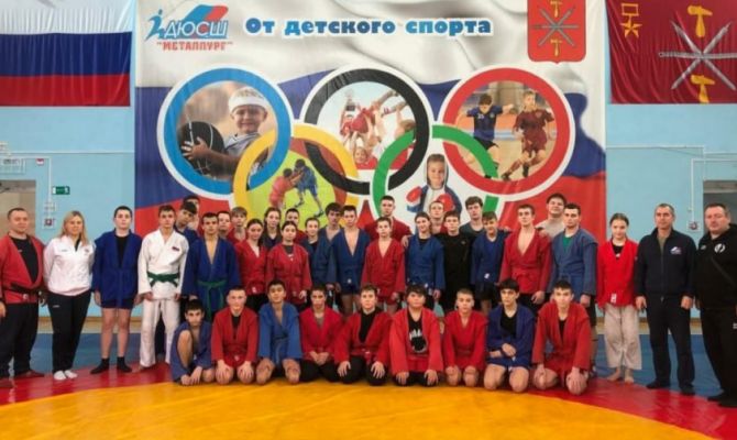 Тренировка самбистов и дзюдоистов ДНР объединила в Туле 124 участника