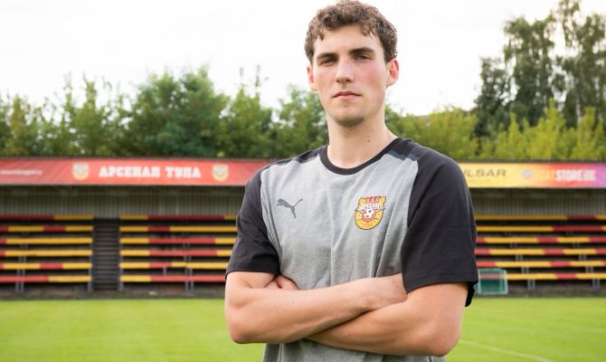 В тульский "Арсенал" перешел 19-летний защитник Давид Семенчук