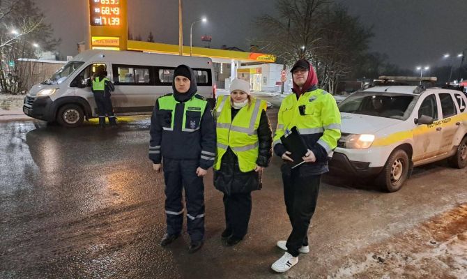 В Щекине сотрудники Госавтонадзора проверили общественный транспорт