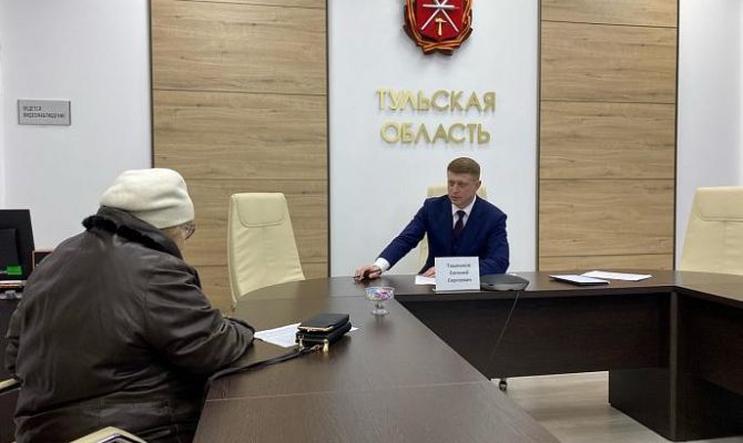 Тулячка пожаловалась в Минтранс на работу такси