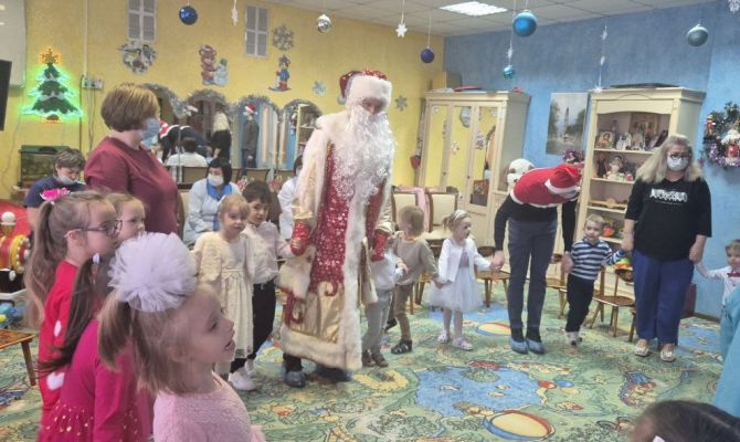 "Молодежное землячество - 71" провело новогодний праздник в Тульском областном доме ребёнка