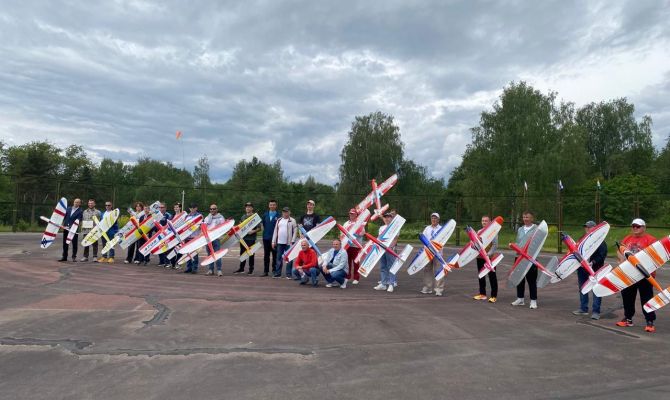 Тульские авиамоделисты привезли серебряные медали с всероссийских состязаний