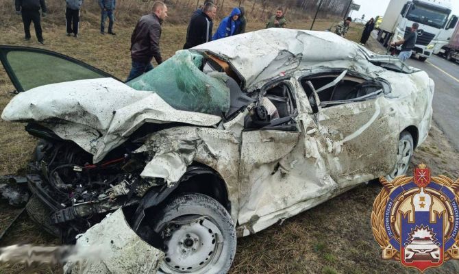 В тройном ДТП на трассе М-4 "Дон" в Тульской области погибли два человека