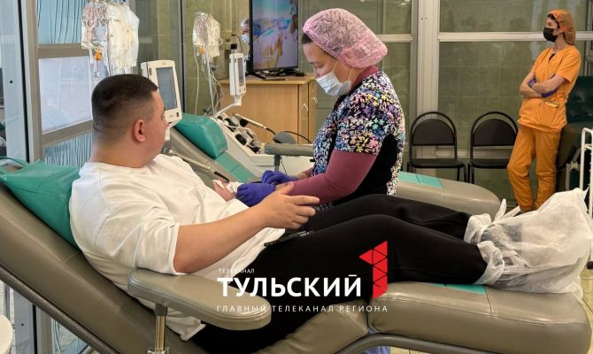 Тулякам-донорам напомнили, как подготовиться к сдаче крови после праздников