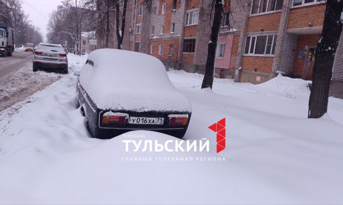 Илья Беспалов пригрозил эвакуировать машины, которые мешают убирать снег в Туле