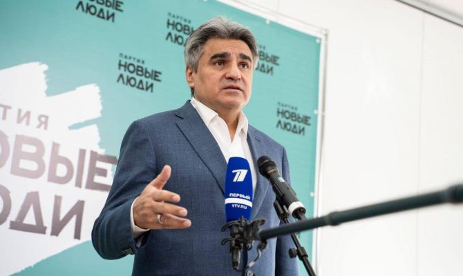 Лидер партии "Новые люди" призвал Госдуму отказаться от новых налогов и блокировок соцсетей