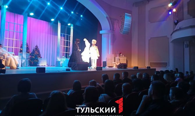 Дети из ДНР посетили Губернаторскую елку в Туле