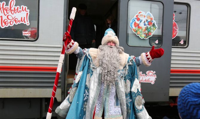 Накануне Нового года пригородные поезда в Тульской области будут работать допоздна