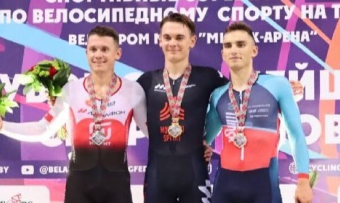 Спортсмен из Тулы завоевал серебро на соревнованиях по велосипедному спорту