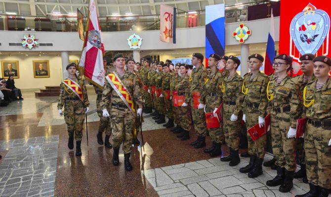 В Тульском музее оружия принесли клятву кадеты центра имени Рындина