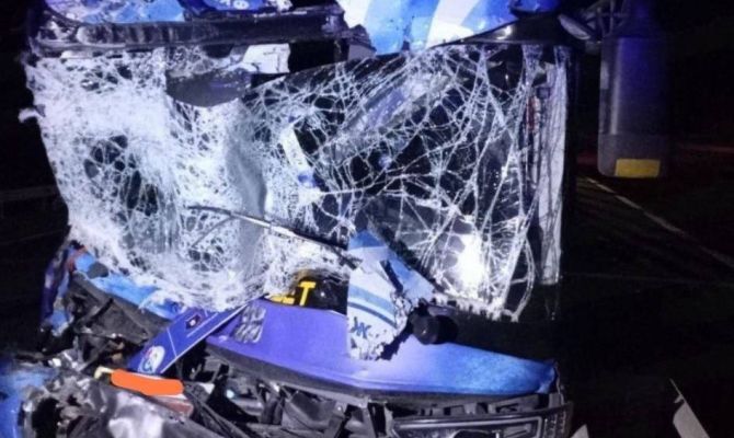 Автобус воронежского "Факела" попал в смертельное ДТП в Тульской области