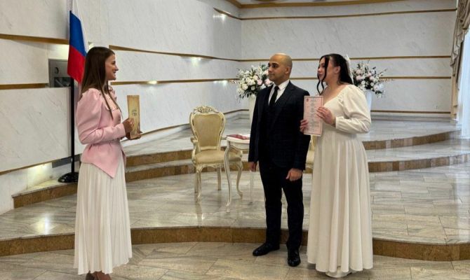 29 пар из Тулы связали себя узами брака в красивую дату