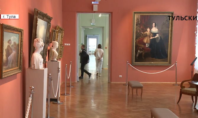 «Пушкинская карта»: где получить и как использовать