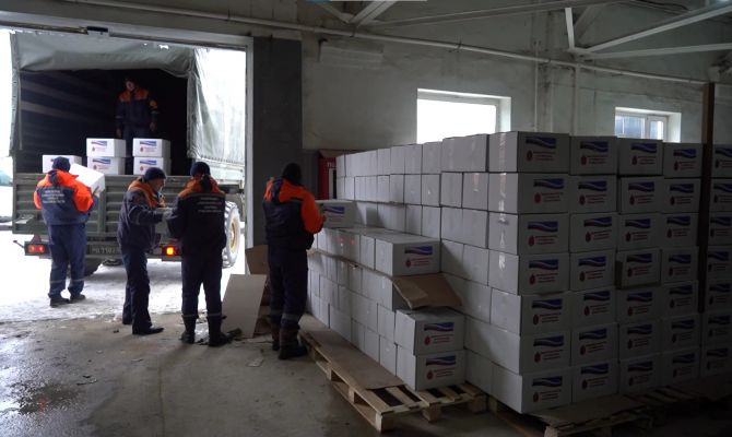 В Тульской области военнослужащим вручили подарки к 23 февраля