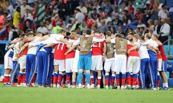 Губернатор поблагодарил российских футболистов за выступление на Чемпионате мира