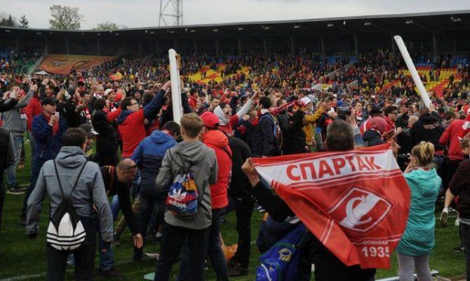 На матч «Арсенал» - «Спартак» приедут 2000 московских фанатов