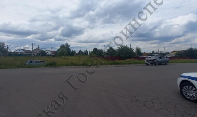В Тульской области «Лада» врезалась в «Жигули»