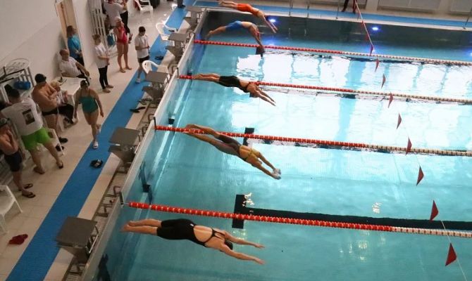 В Туле стартовал открытый Чемпионат по плаванию в категории "мастерс"