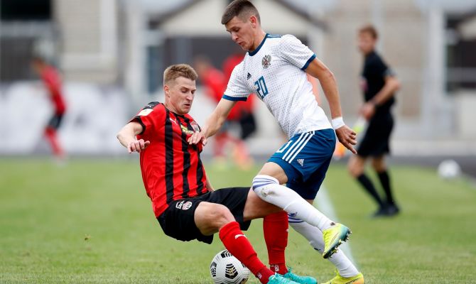 Канонир Даниил Хлусевич дебютировал в юношеской сборной России