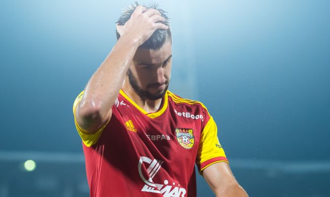 "Арсенал" в Санкт-Петербурге уступил "Зениту" со счетом 3:1