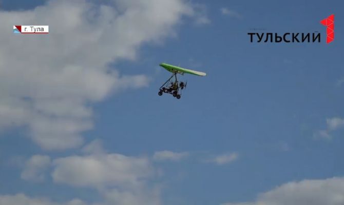 Самолеты и дельтапланы: фестиваль «Тульское небо» впервые в истории прошел без зрителей