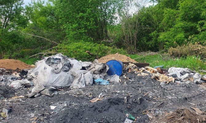 Сотрудника администрации Новомосковска привлекли к ответственности