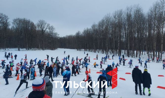 В Туле в гонке "Лыжня России" приняли участие рекордные 6 тысяч человек
