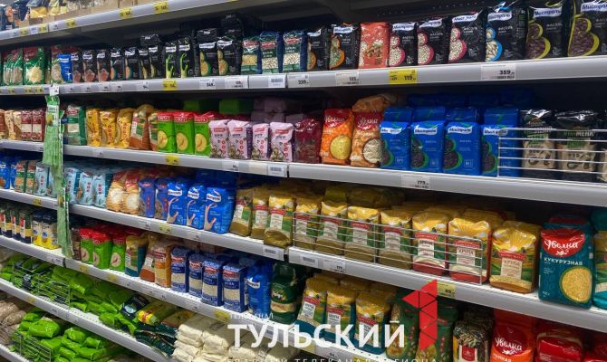 Тульский супермаркет начал бесплатно раздавать еду