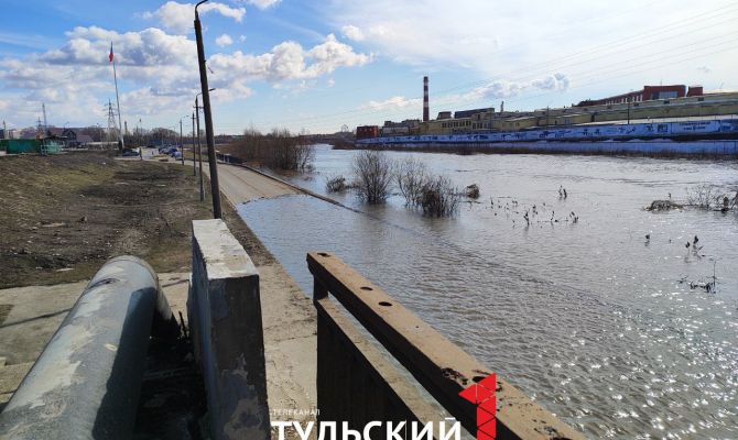 В Большой Туле ограничили движение из-за паводка