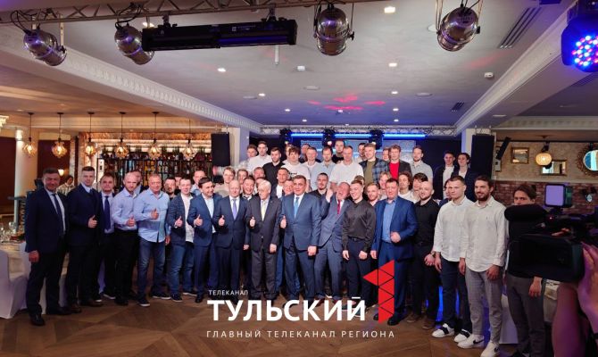 «Это настоящий подвиг»: Губернатор Алексей Дюмин встретился с командой АКМ