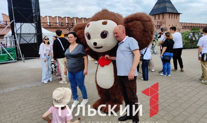 Шоу мыльных пузырей и танцевальный флешмоб: В Туле проходит фестиваль «Движения первых»