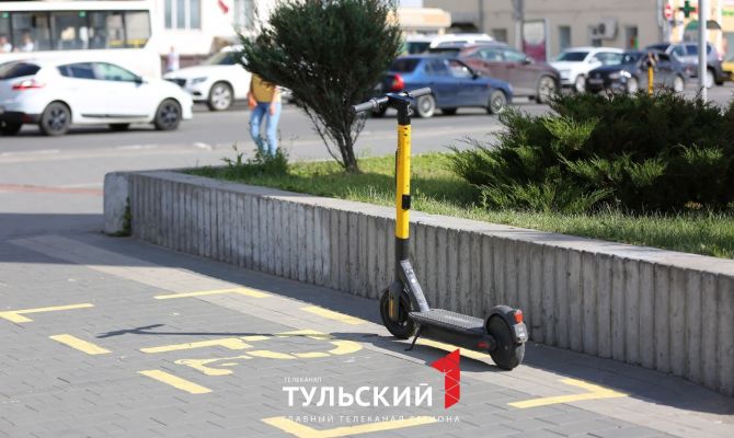 В Туле появились специальные парковки для электросамокатов